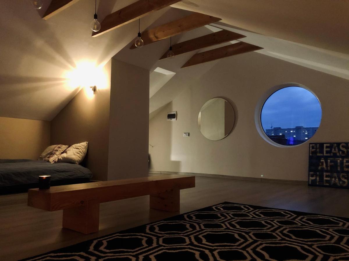 Two Story Tiny House Villa Ventspils Bagian luar foto