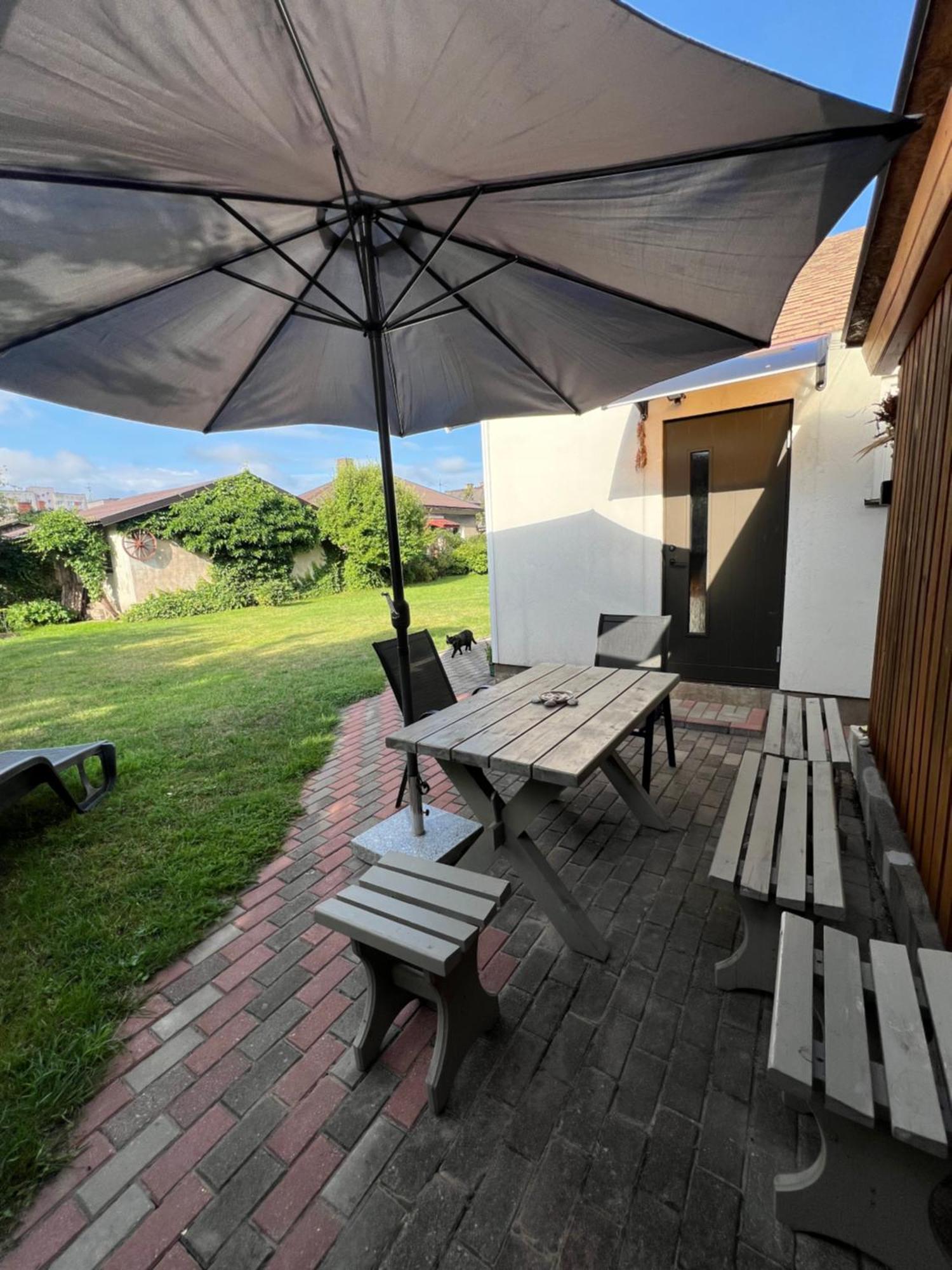Two Story Tiny House Villa Ventspils Bagian luar foto
